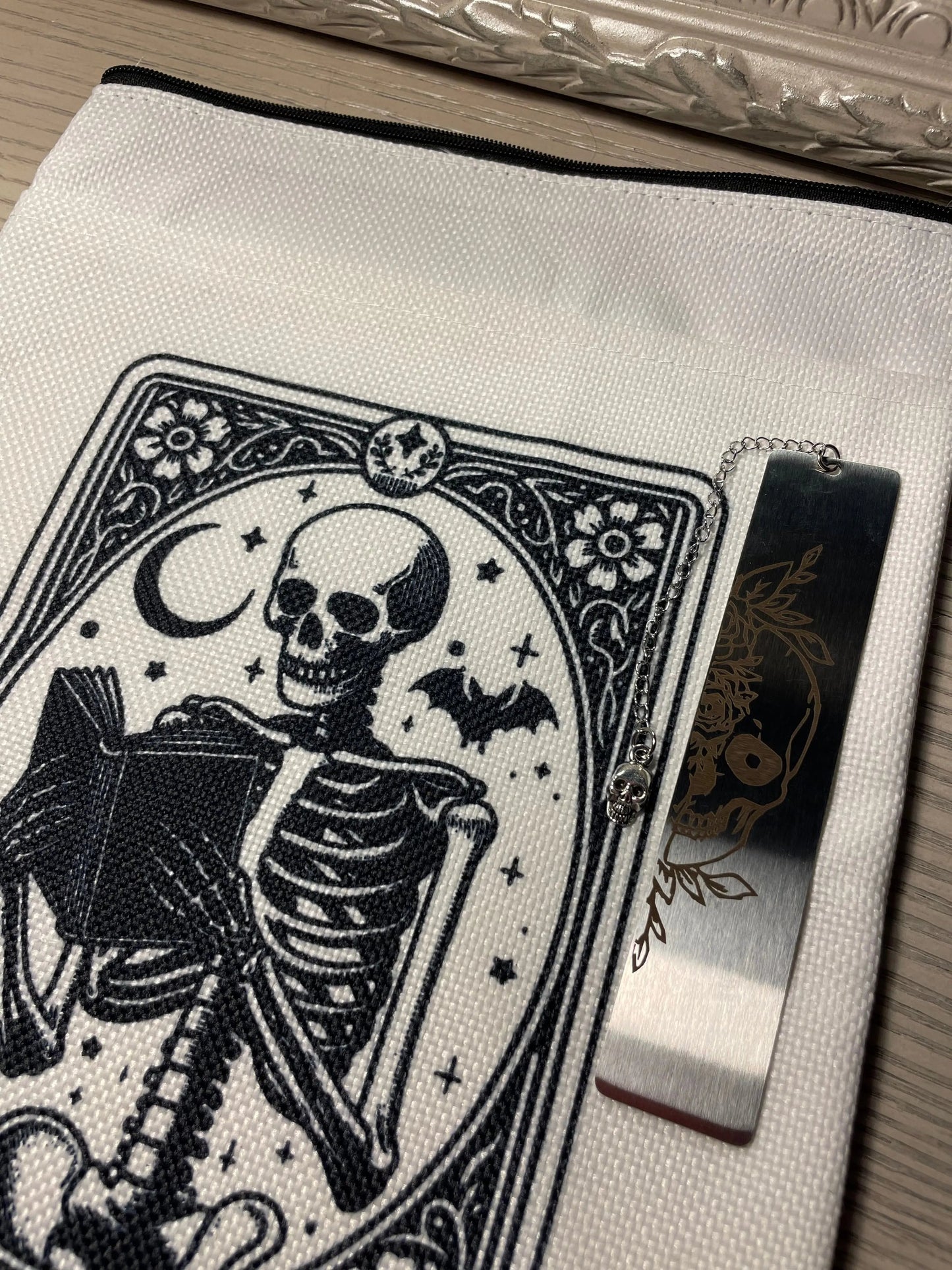 Gothic Skull Book Sleeves