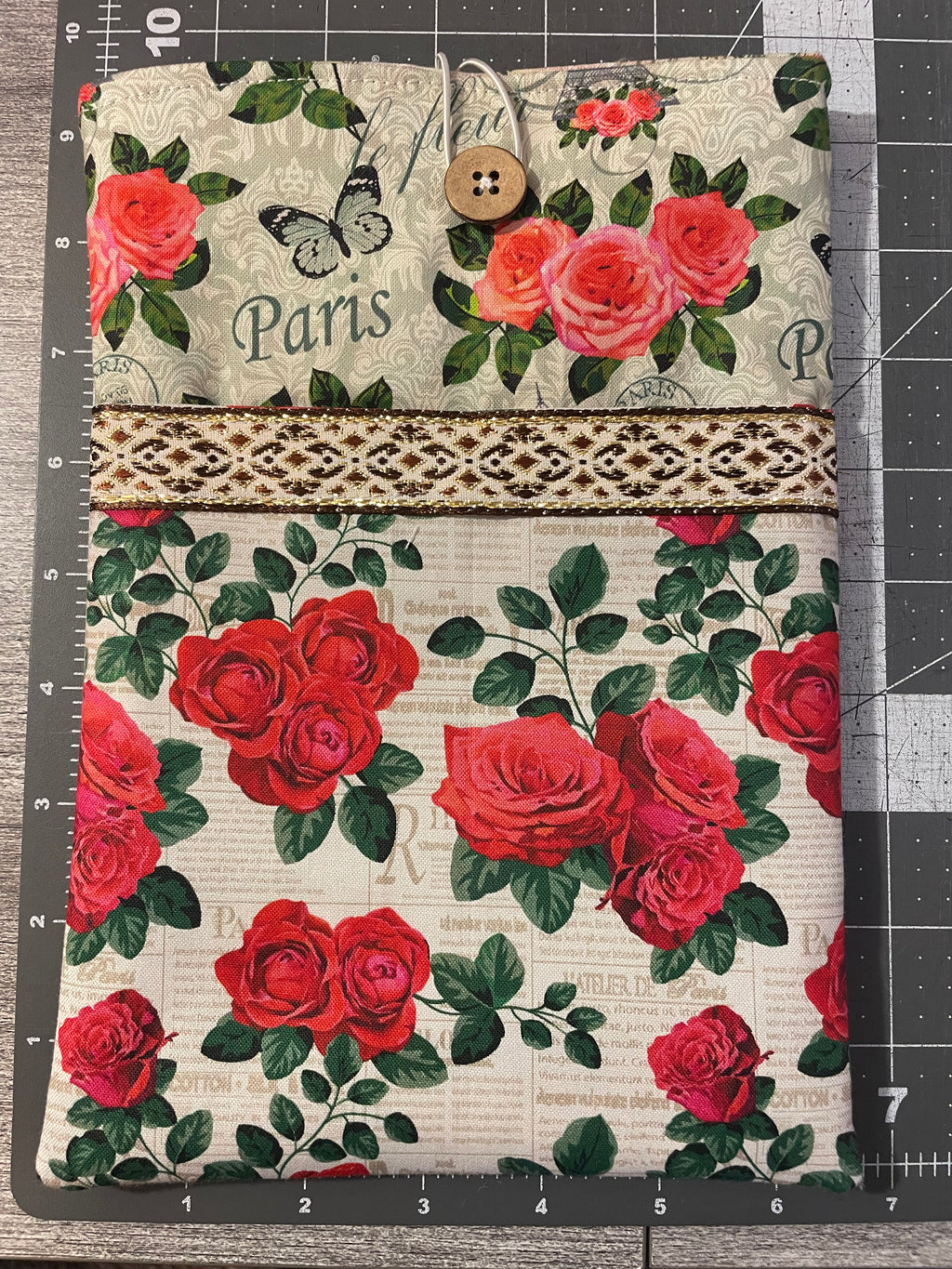 Paris Floral Book Sleeve - Medium Sleeve