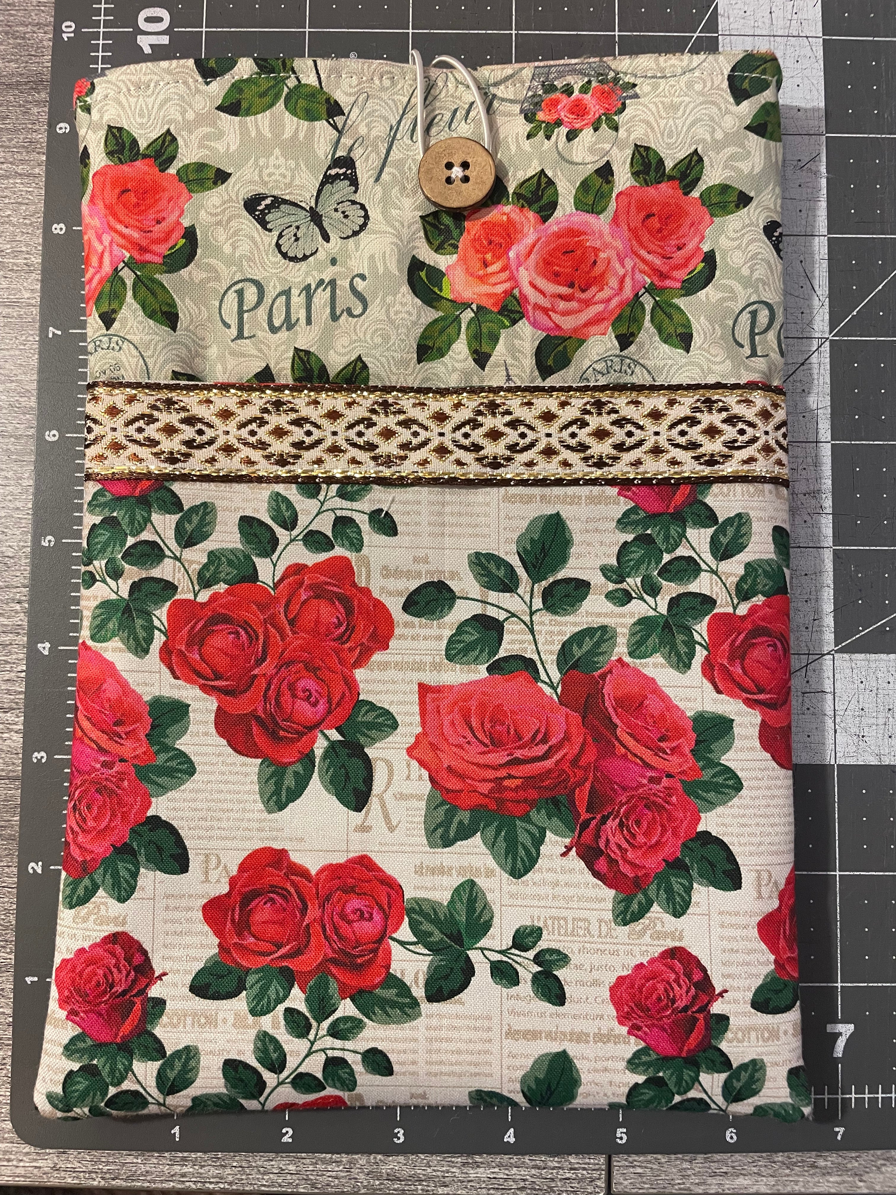 Paris Floral Book Sleeve - Medium Sleeve