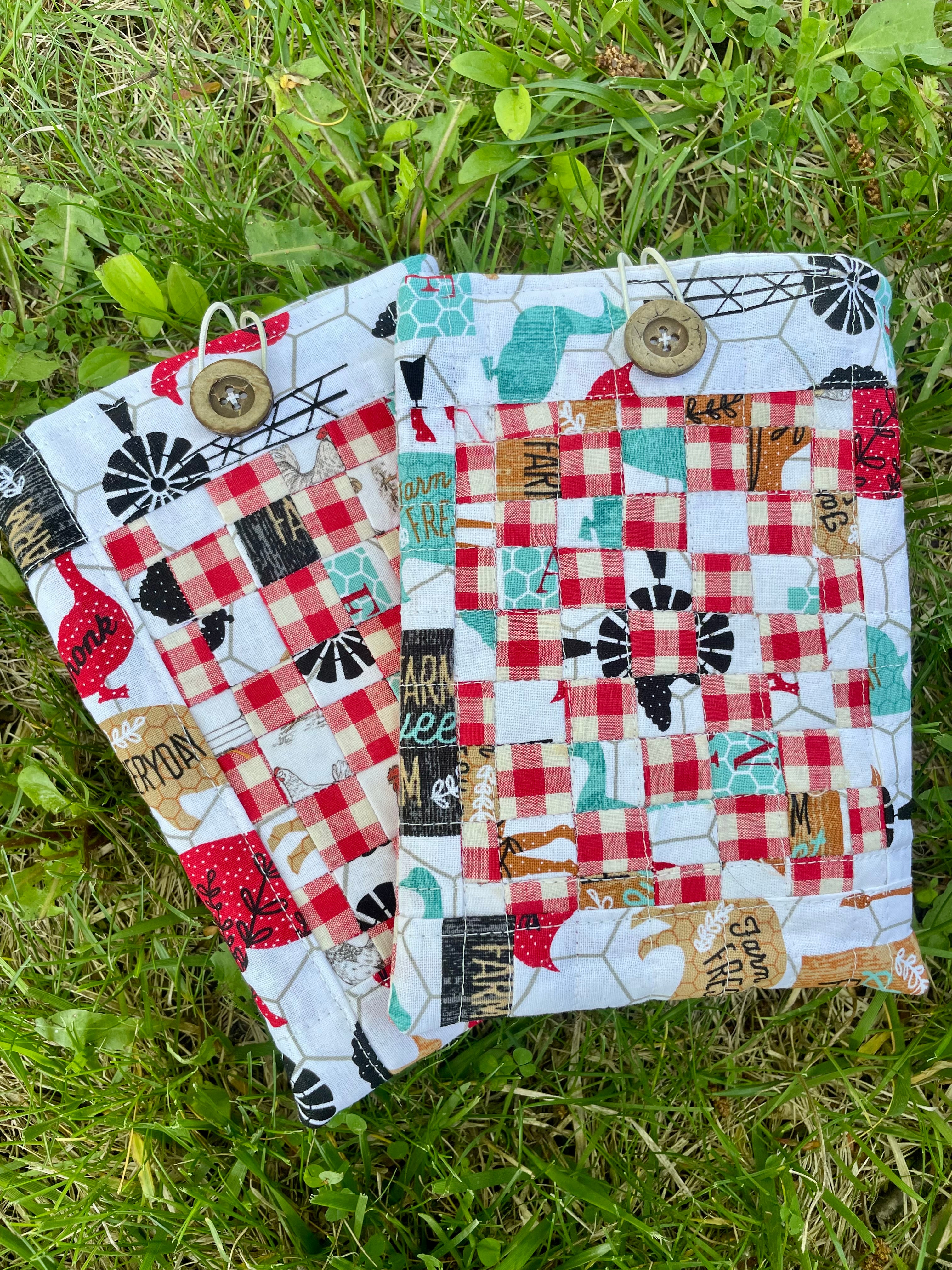 Chicken Barn Small Book Sleeve